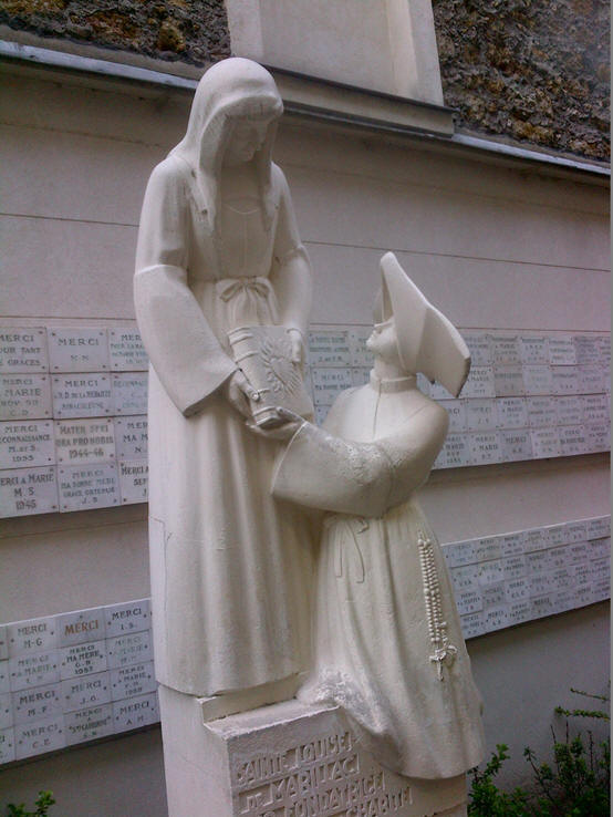 Statue